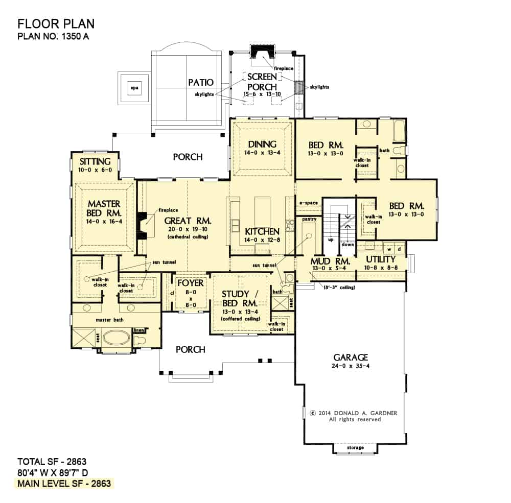 Main level floor plan showing the basement stairs location.