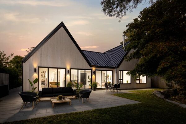 J Residence by Dory Azar Architect Inc. – Home Stratosphere