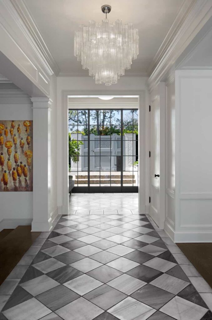 Brentwood Colonial by Darx Studio – Home Stratosphere
