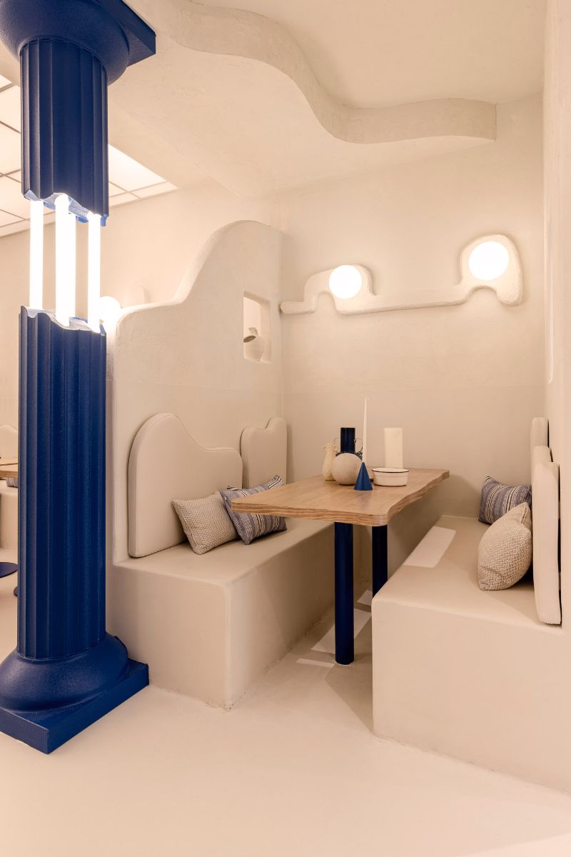 The blue-painted Greek columns is the most stand-out element of the restaurant.