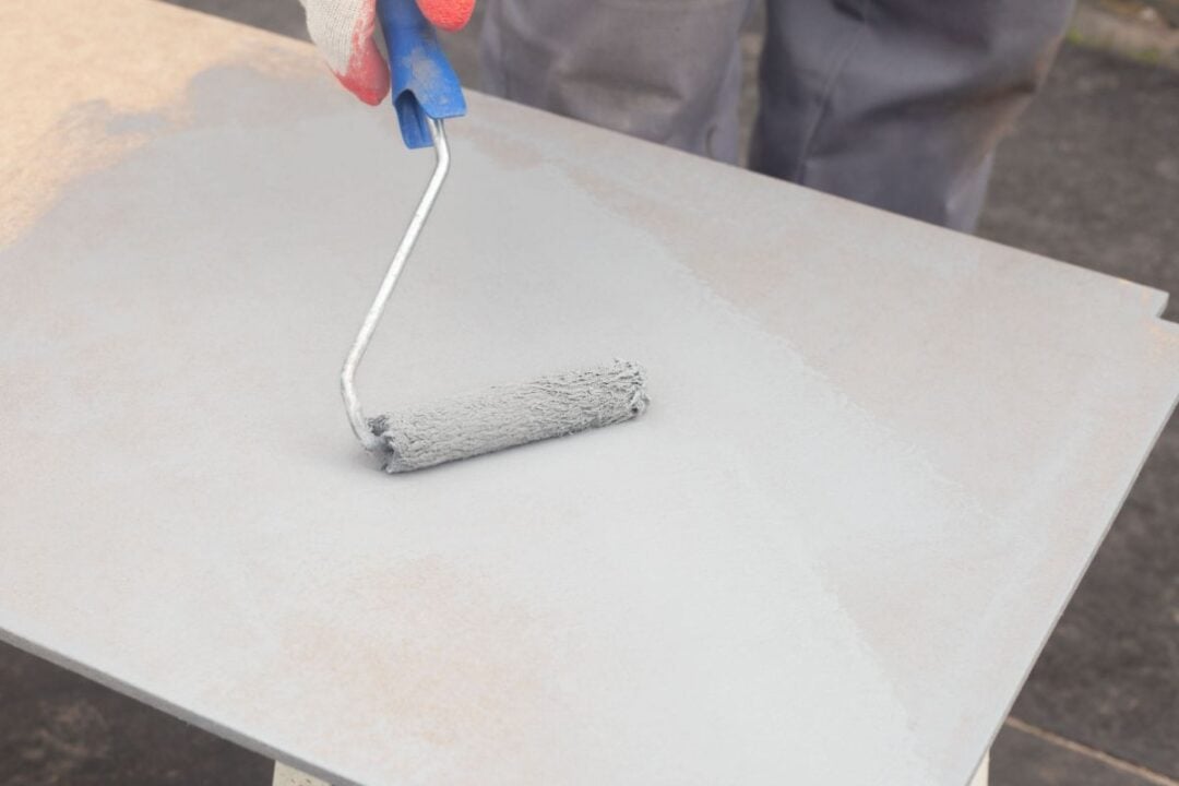 How to Get Paint Off Vinyl Siding (WaterBased, OilBased & Spray Paint)