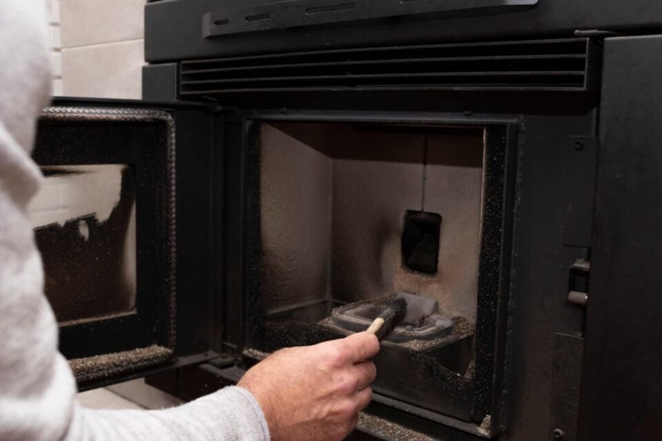 How Hot Do Wood Stoves Get? Home Stratosphere