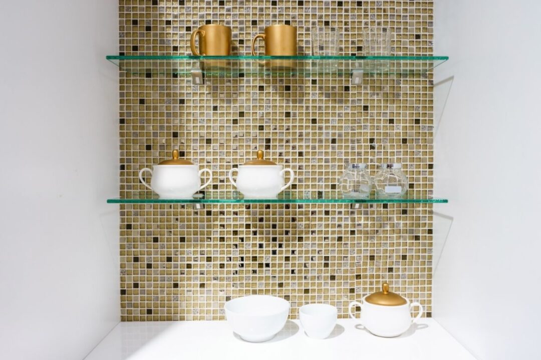 How Much Weight Can Glass Shelves Hold?