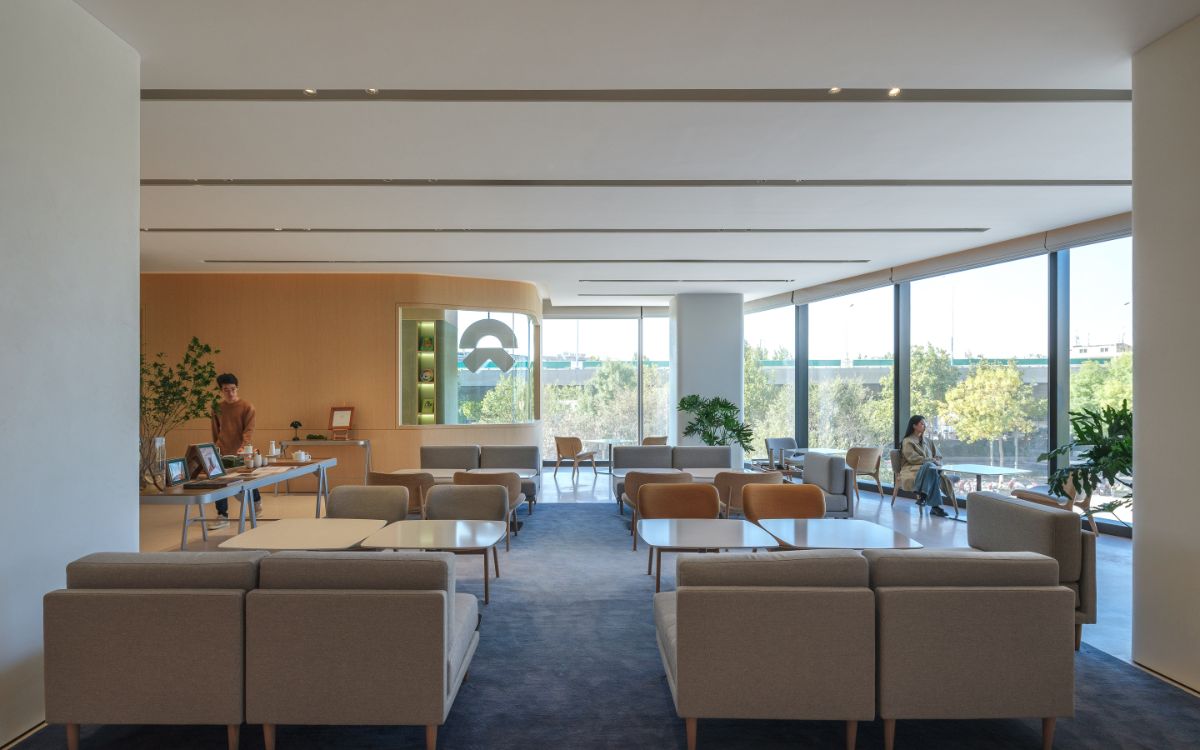 The dining area at the upper floor with overlooking views of the outside.