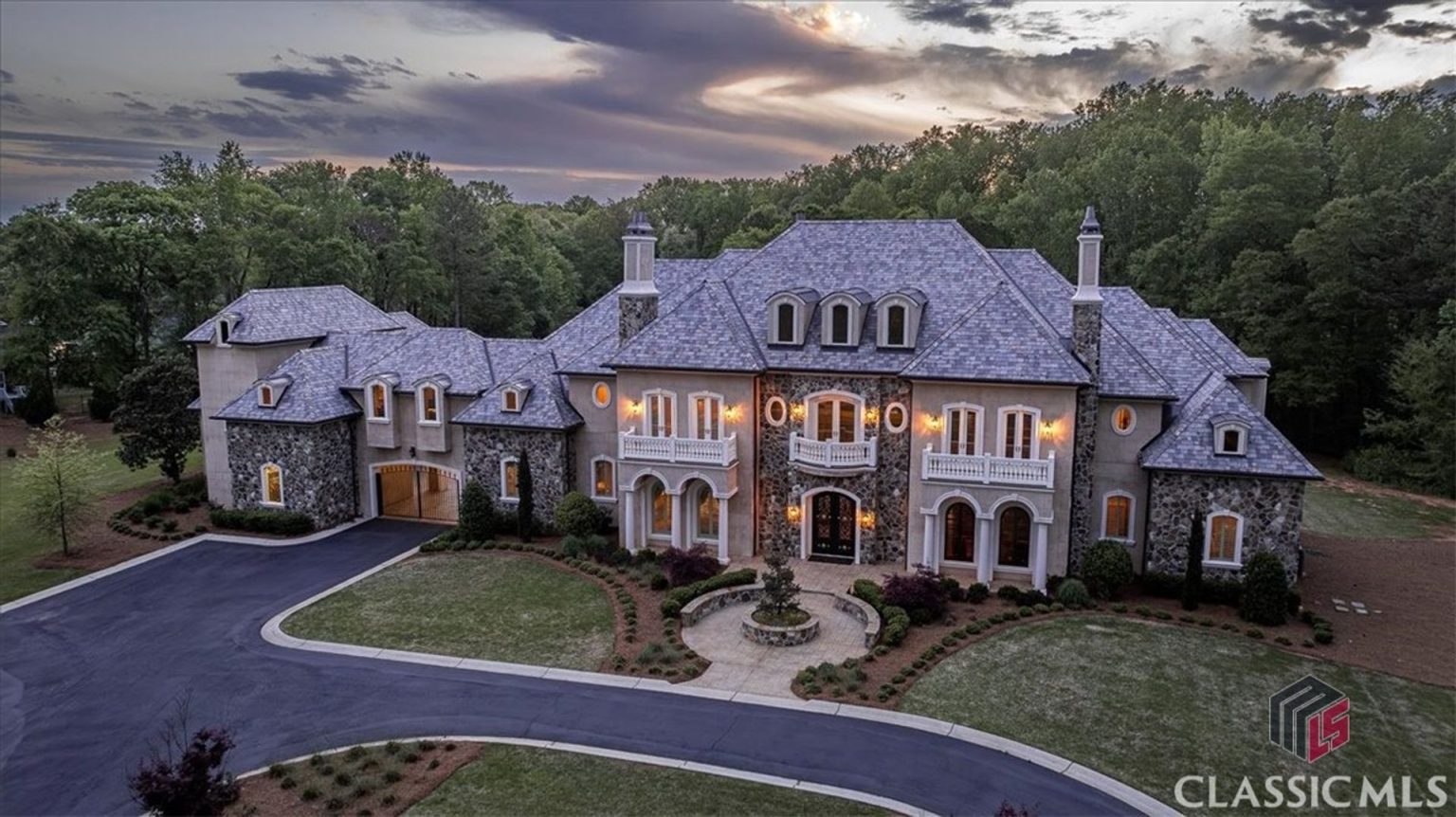 How Much Does it Cost Each Year to Own a Mega-Mansion? I Break It Down