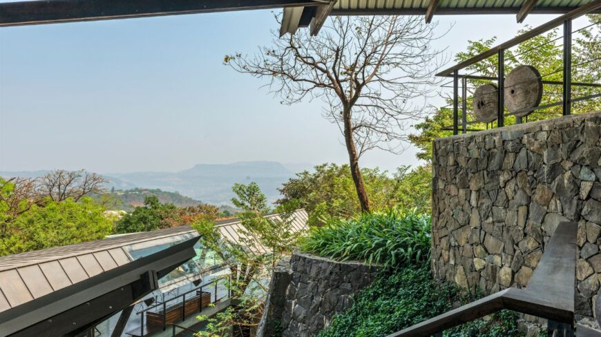 House of Three Streams at Lonavala by Malik Architecture – Home ...