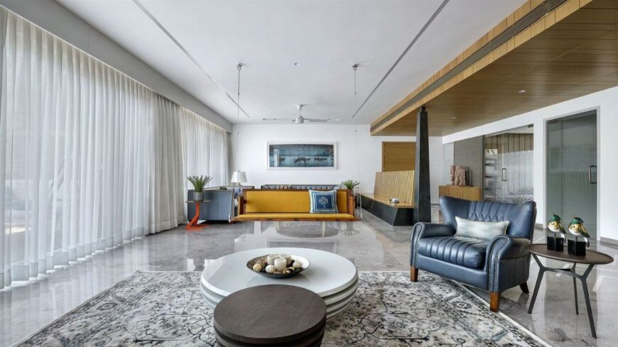 Mansukh Rojiwadia Penthouse in Ahmedabad-Gujarat, India by Dipen Gada ...