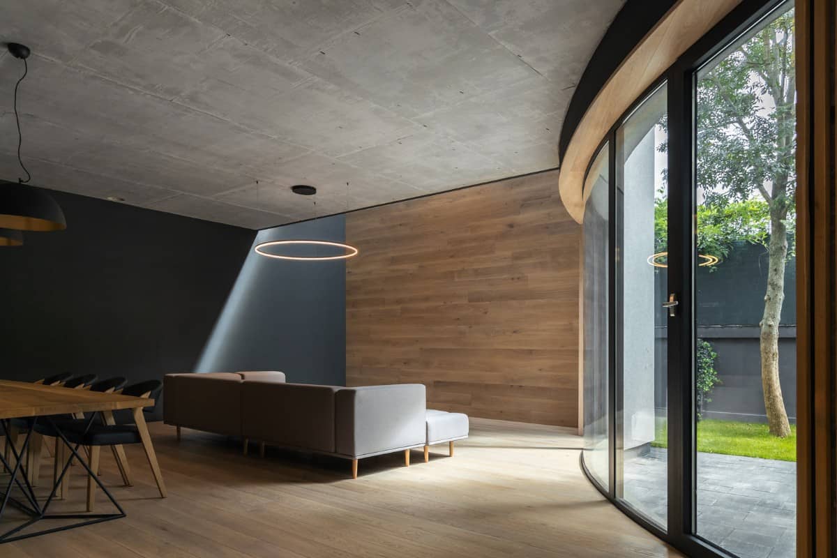 With the skylight and glass walls, minimal to no lighting is needed in the living area during the day.