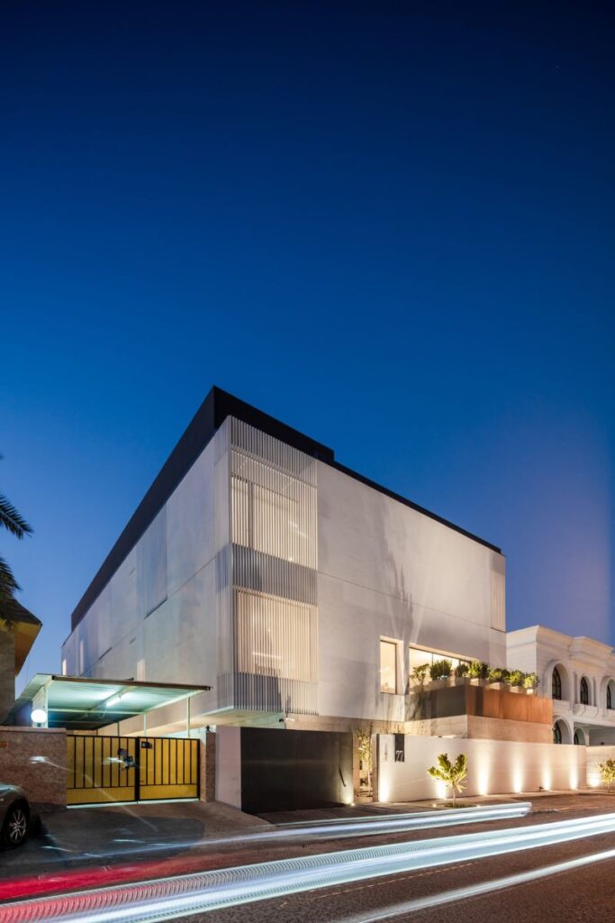 Studio Toggle The House in Mishref by Studio Toggle – Home Stratosphere
