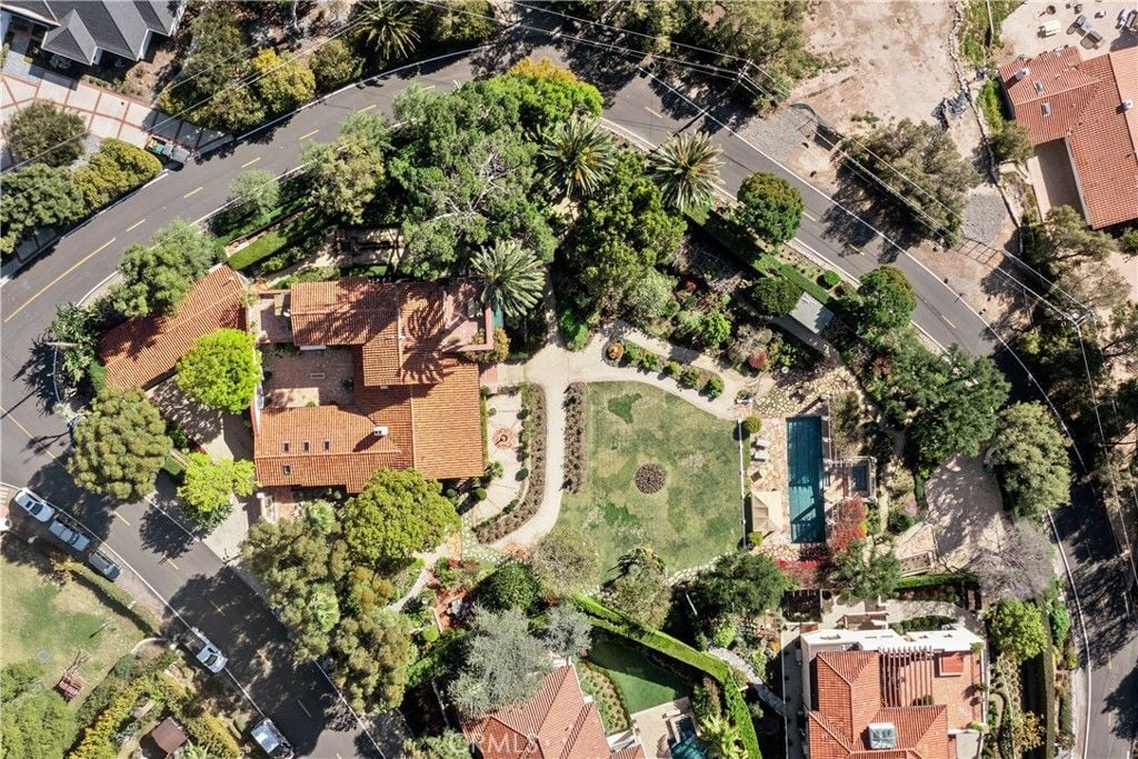 Aerial view of the house and its neighbors.