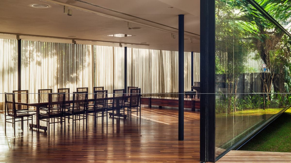 The placement of a table in a more private area enables the display of goods and provides assistance for various activities.