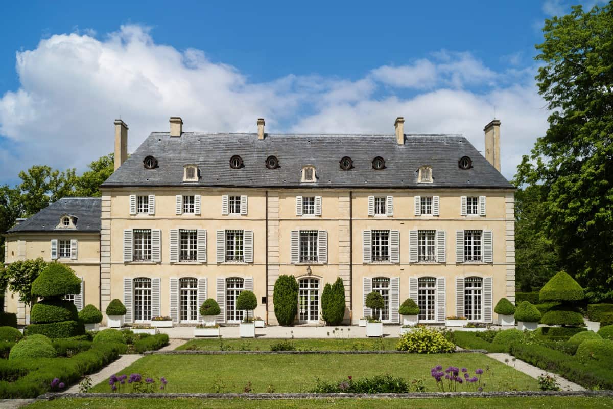 The farm features stunning luxury homes headlined by an 18th-century chateau.