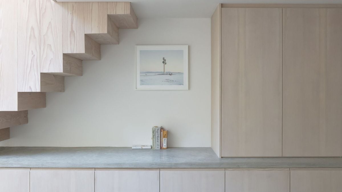 As shown in the photo, it contains a mix of concrete and timber constructions.