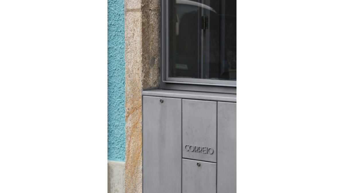 Modern aluminum window frames and exterior shade head boxes were also added to its façade.