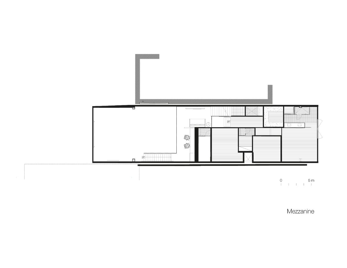 The mezzanine plan of the Venice beach townhouse.