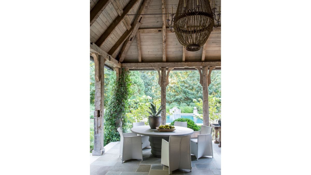 Paces by Amy Morris Interiors outdoor dining area.
