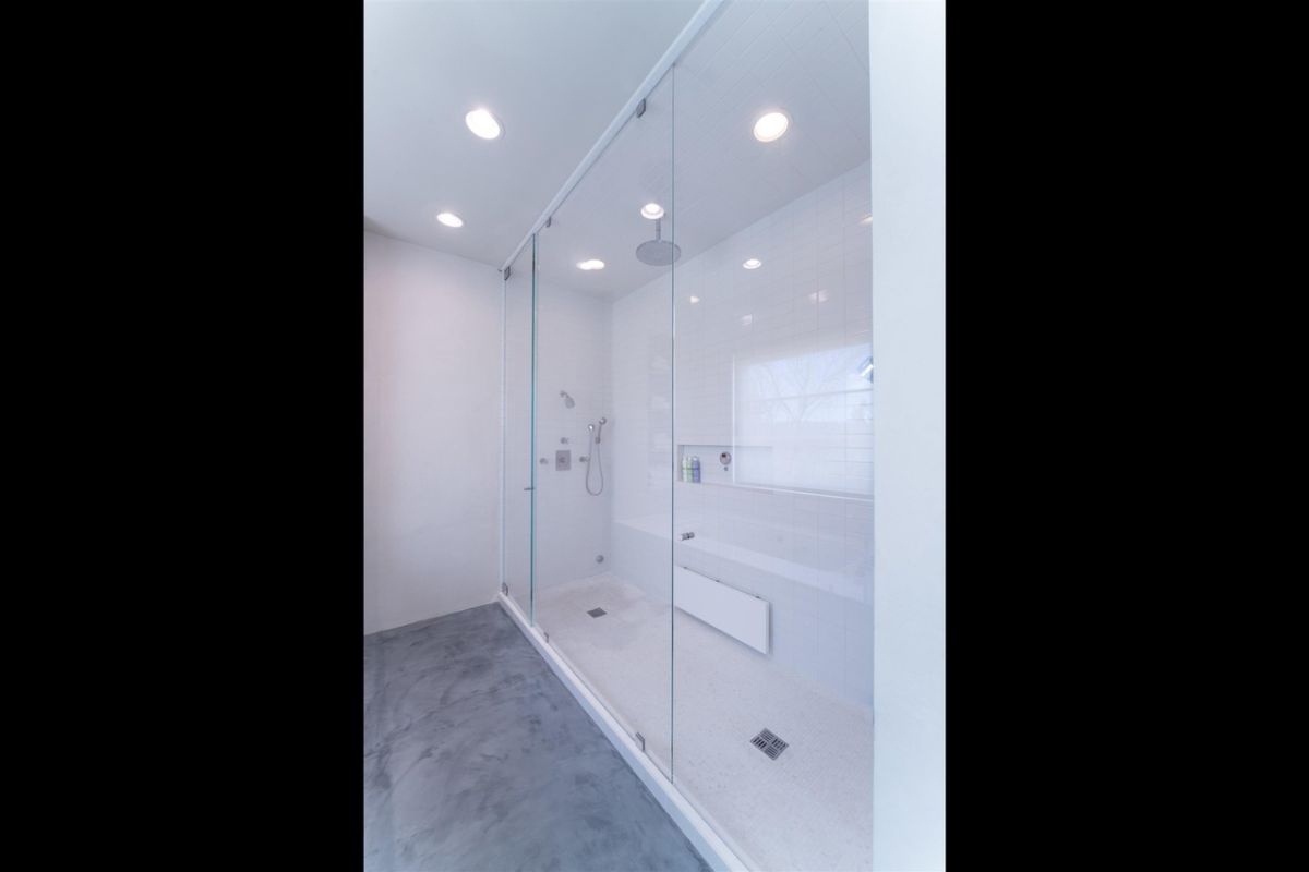Shower area