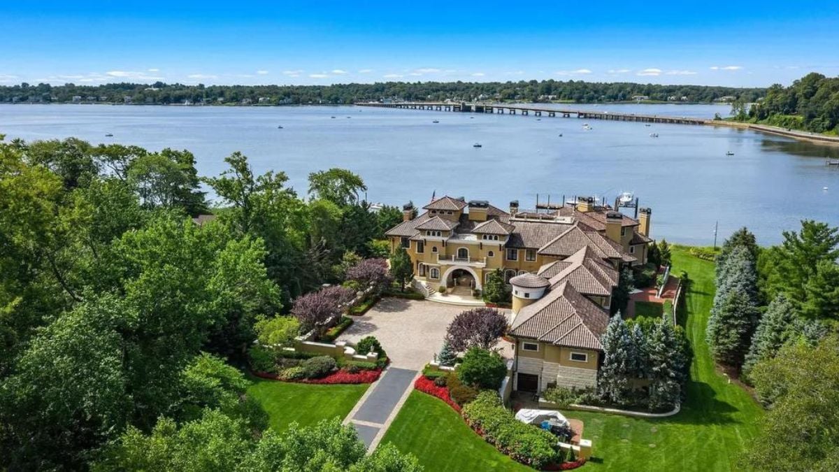 The mesmerizing beauty of the mansion