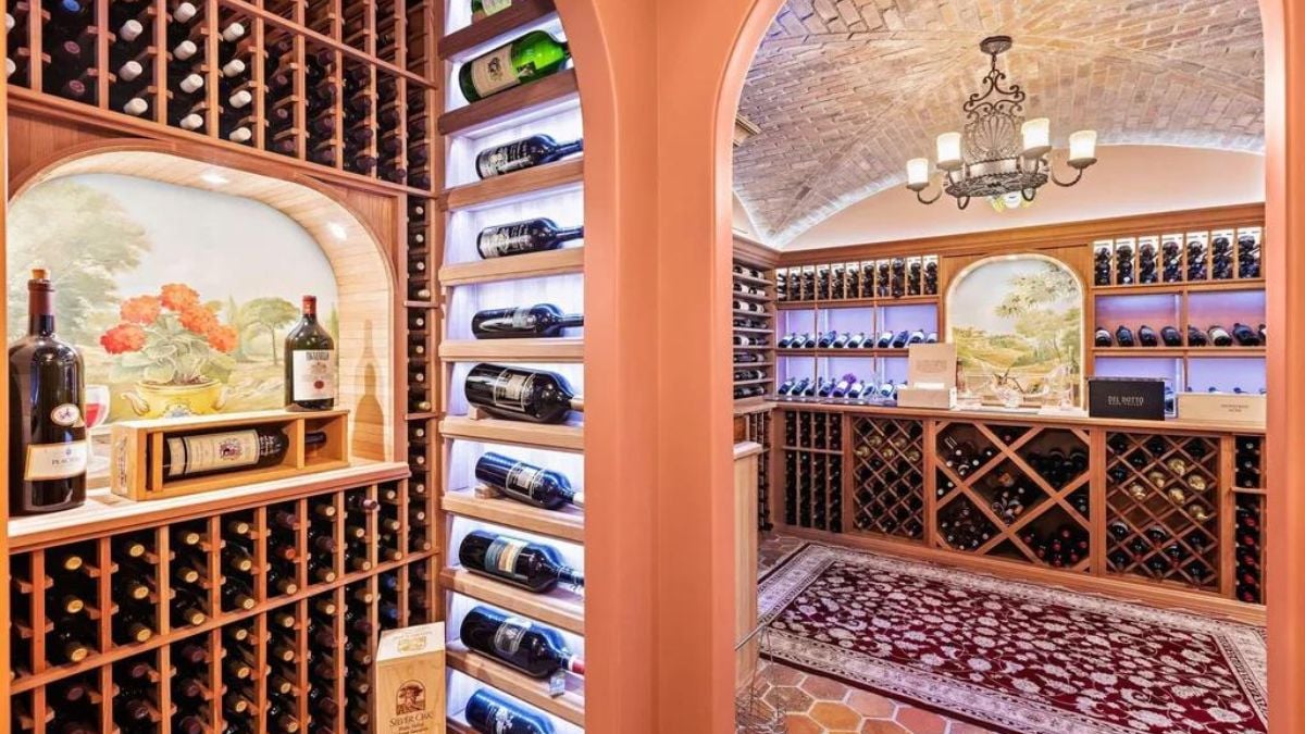 Velvety displayed wines