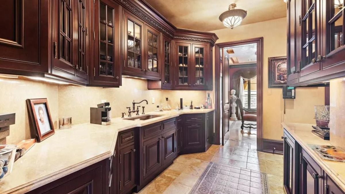 Marble-designed and wooden-ply cabinets