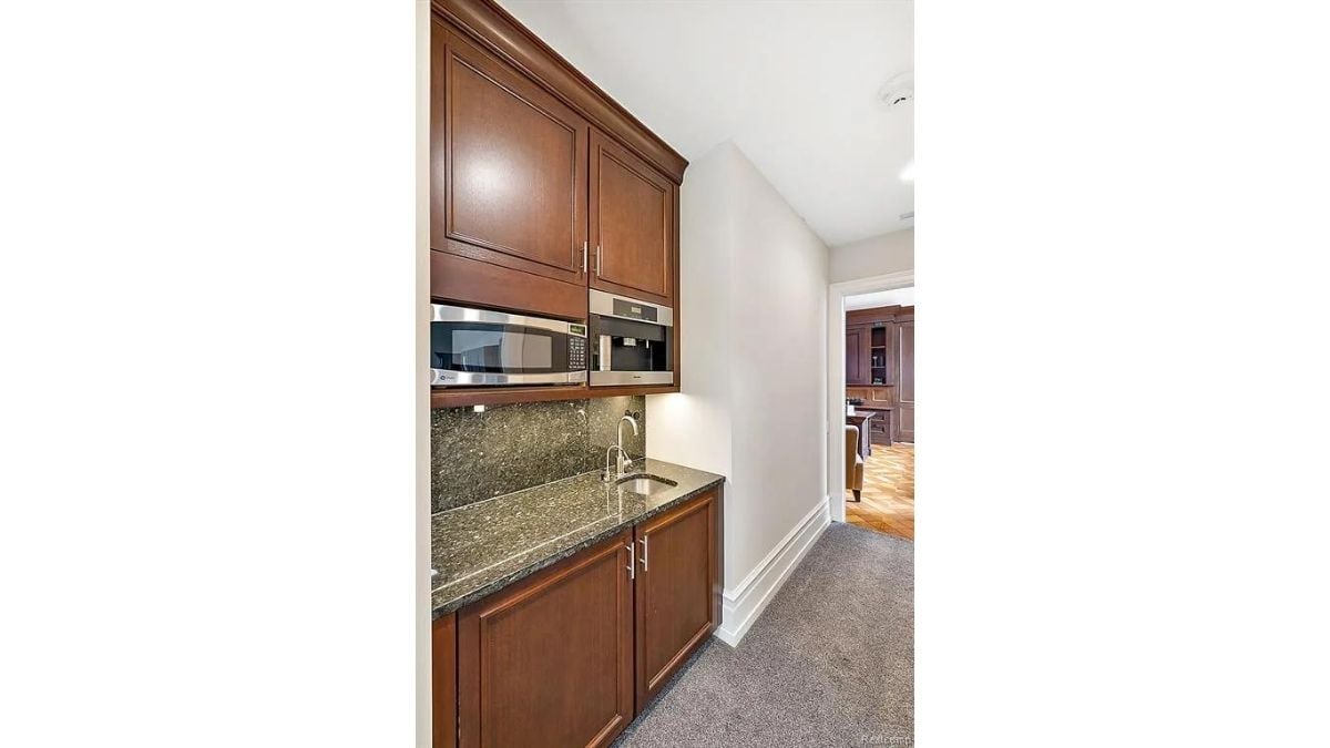 Microwave and marble-designed tiles