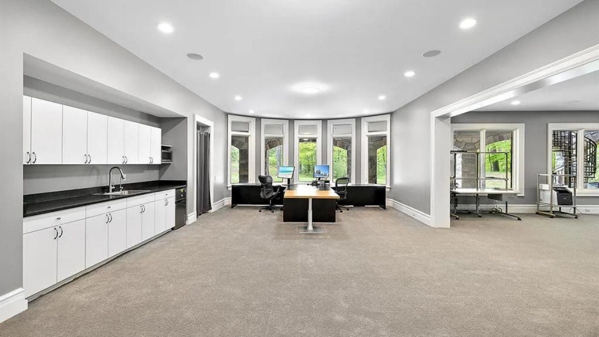 Gray-modified working area 