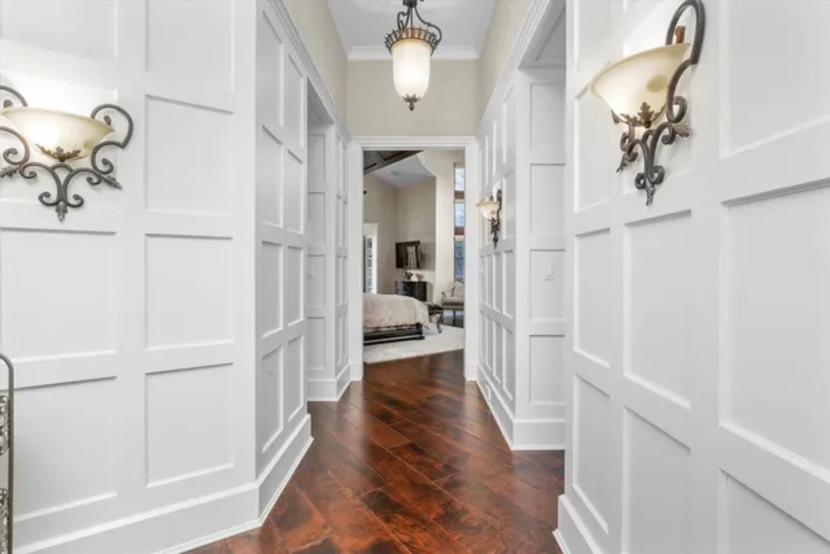 Bedroom walkway