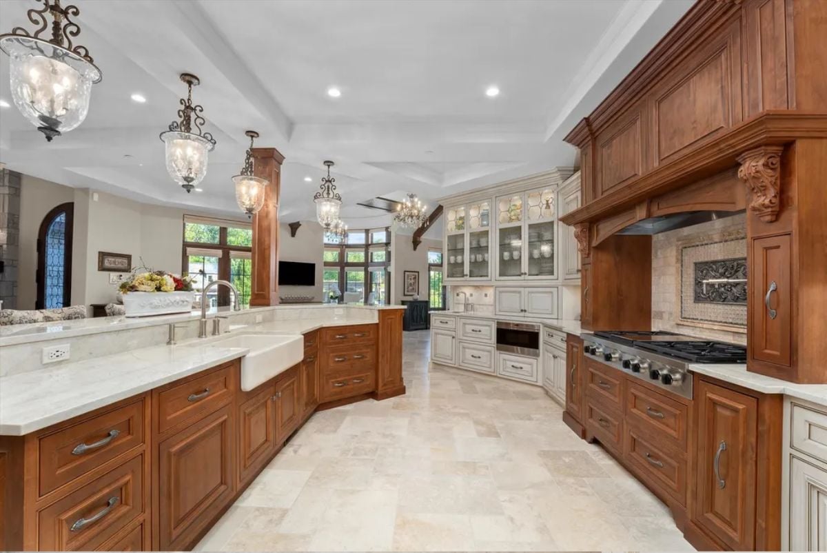 Kitchen area