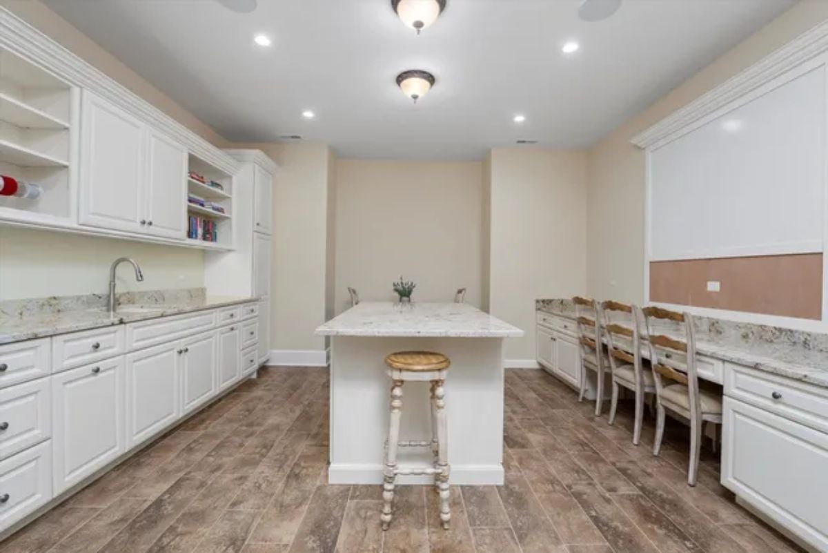 Pantry room