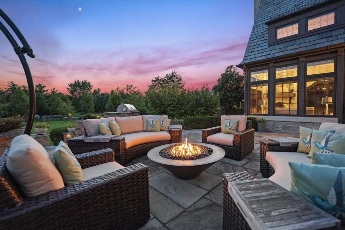 Rattan couches for outdoor fireplace