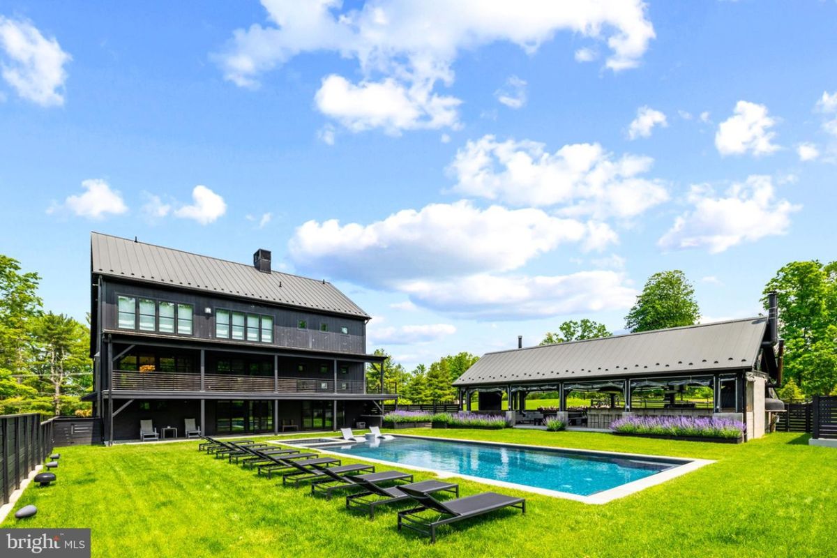 Mansion's view