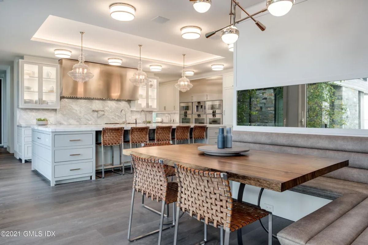 Kitchen area