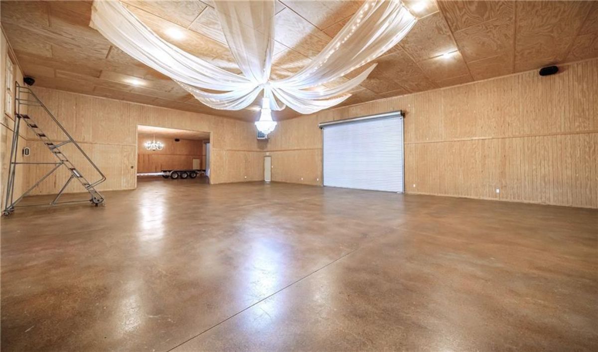 Reception hall