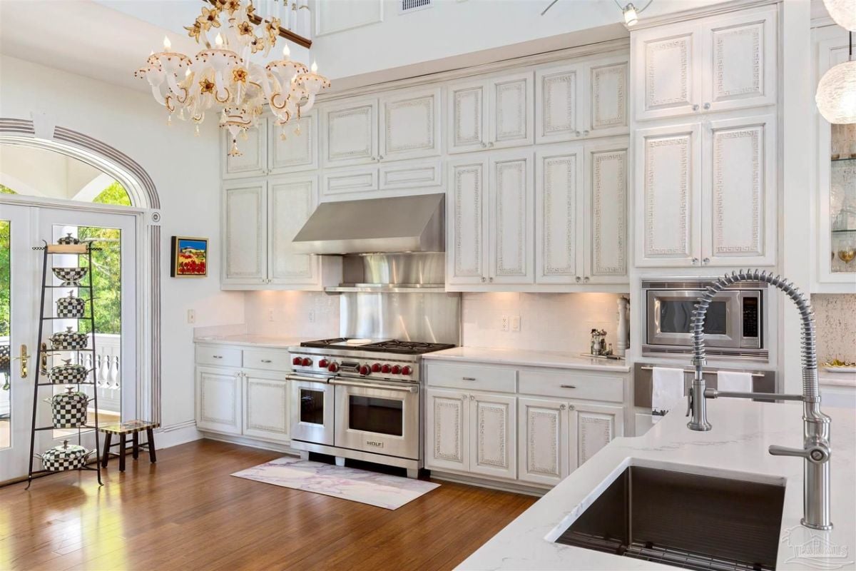 Kitchen area
