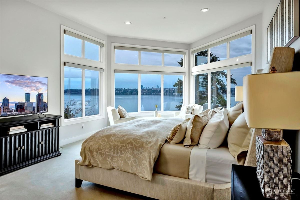Master's bedroom