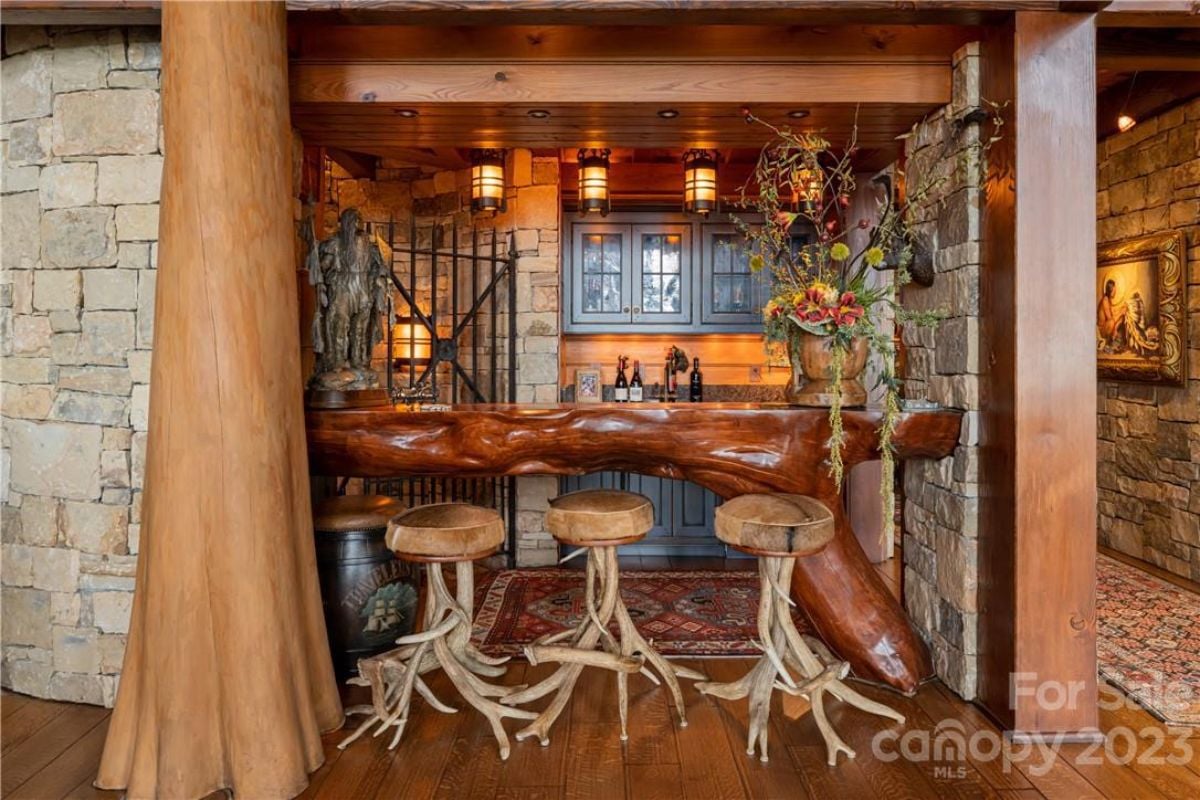 Mini bar