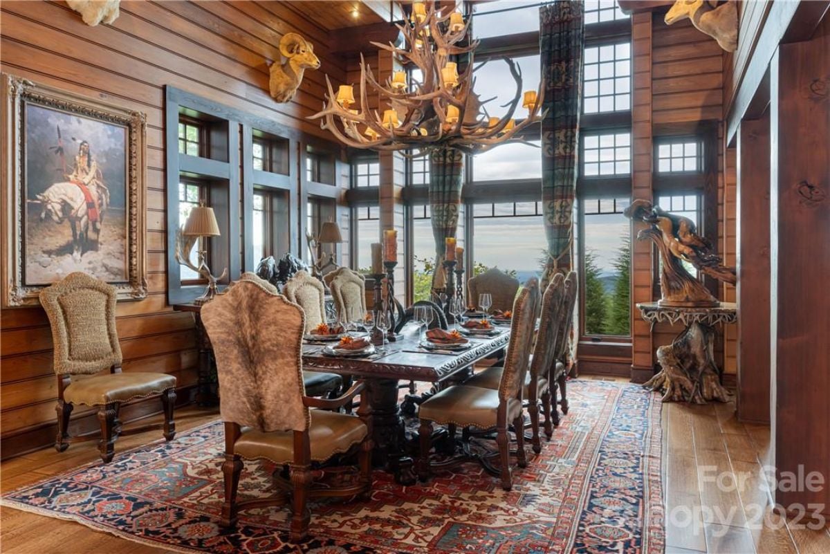 Dining room