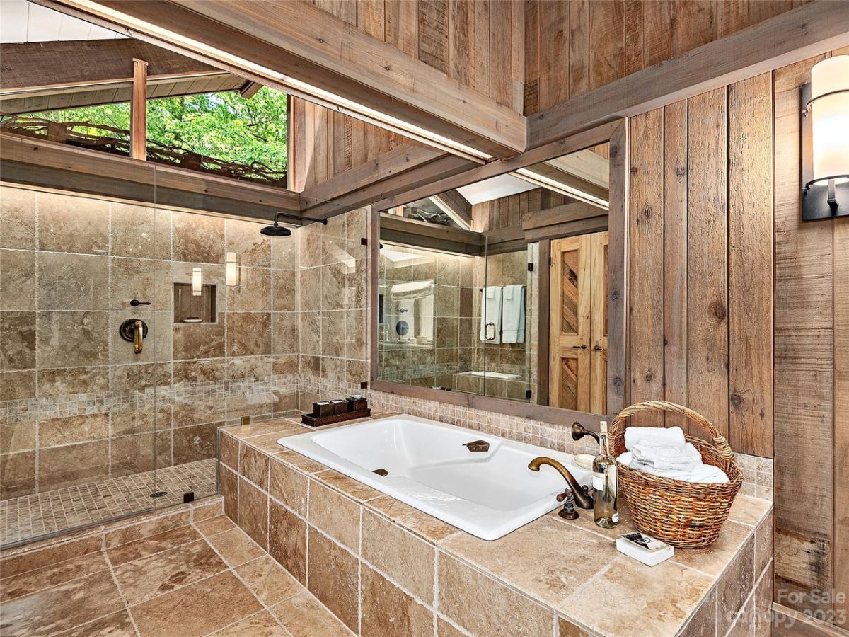 Bathtub