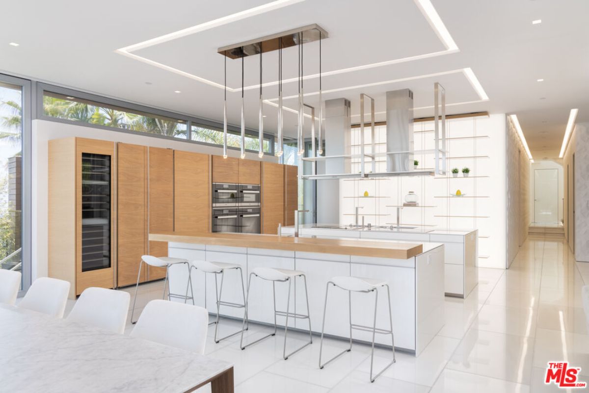 Kitchen area