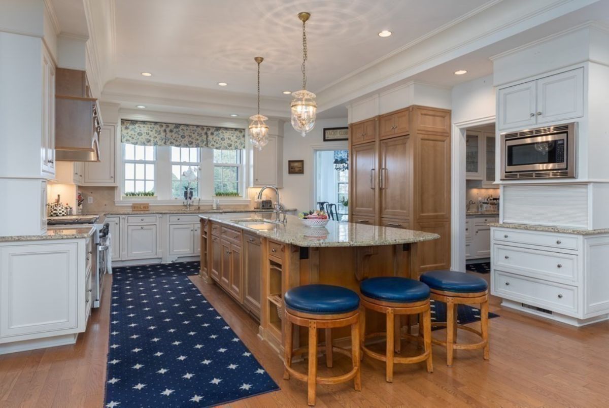 Kitchen room