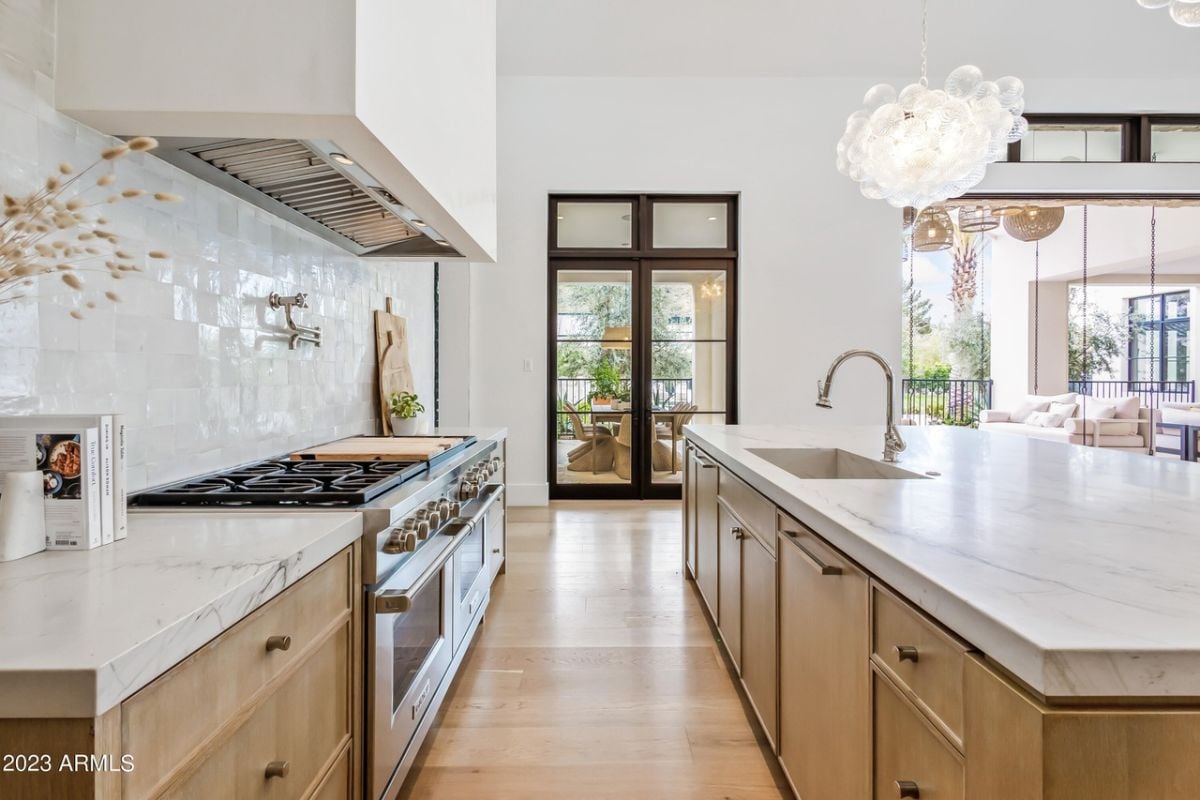 Kitchen area