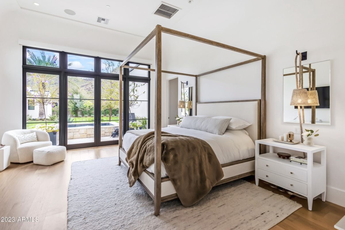Master's bedroom