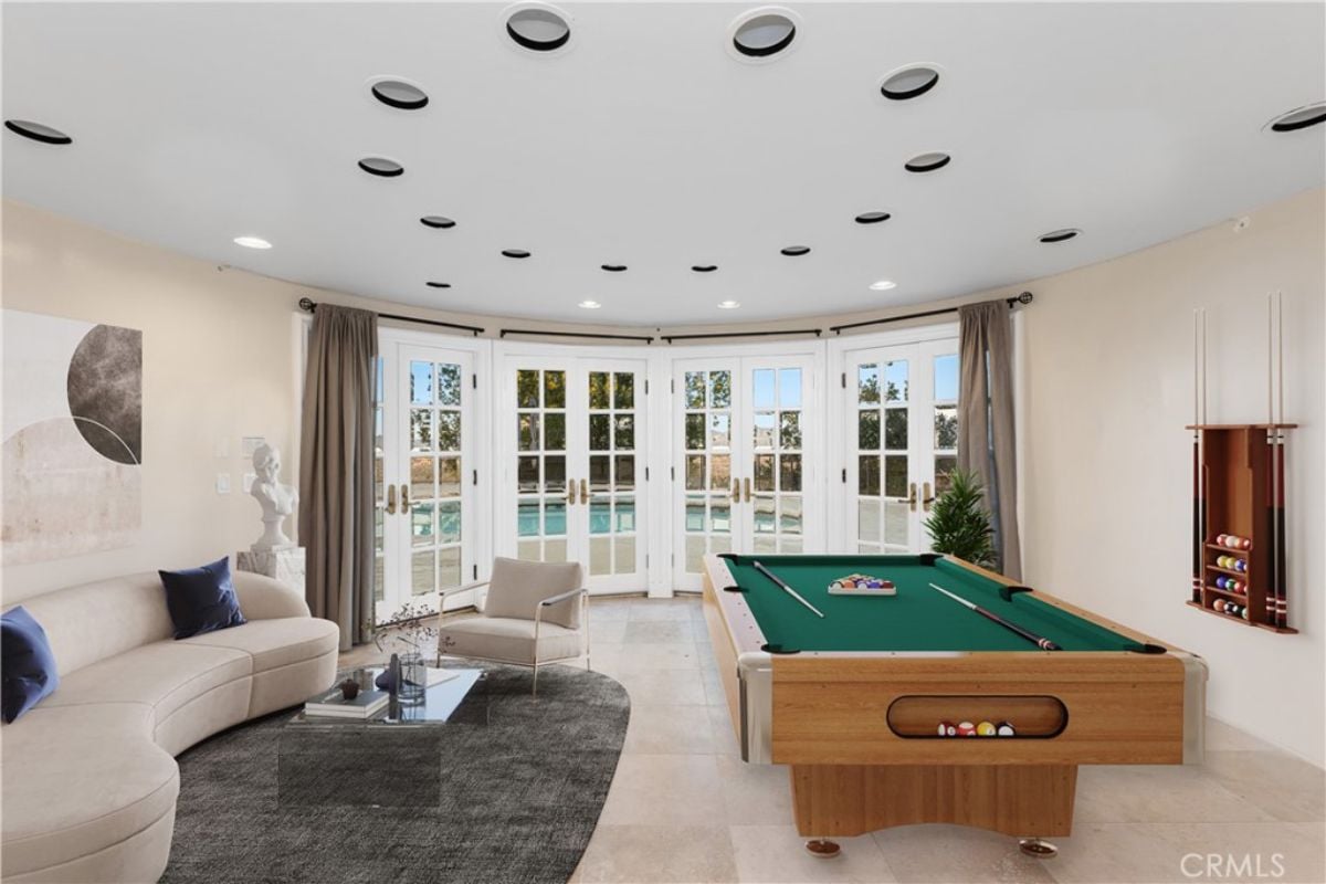Billiard