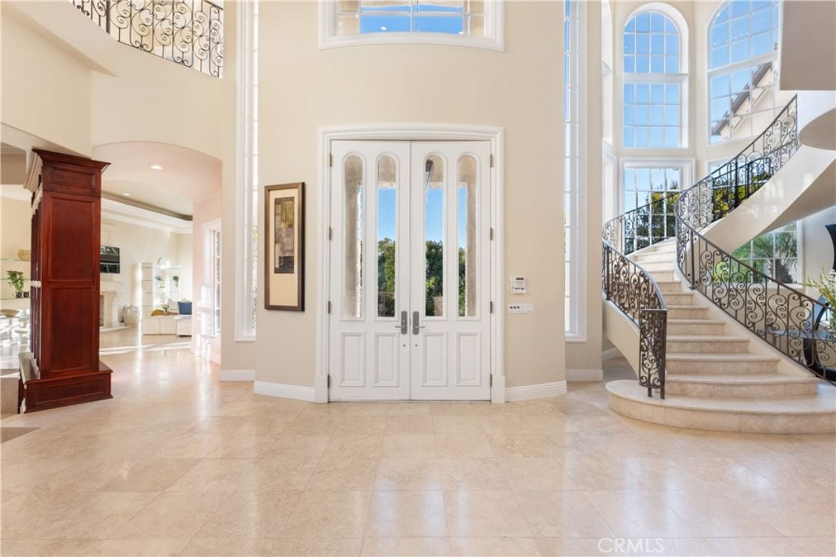 Door entrance