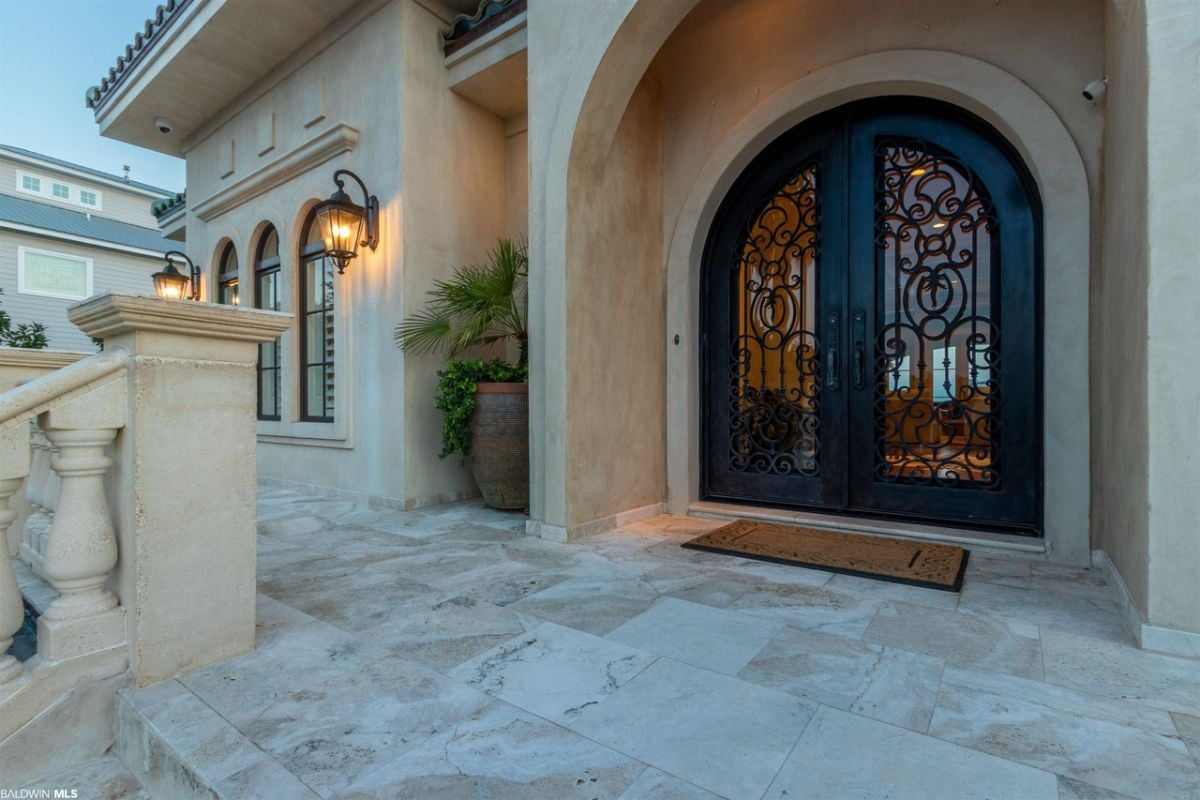 Door entrance