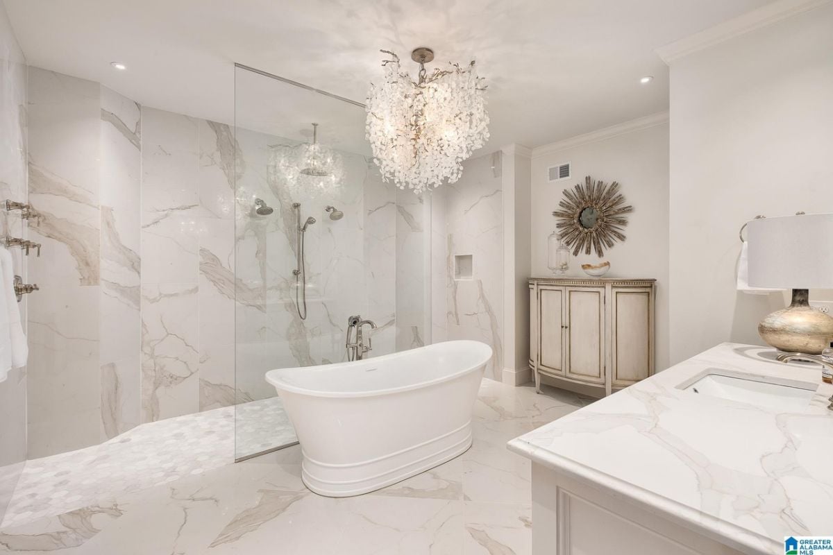Bathtub