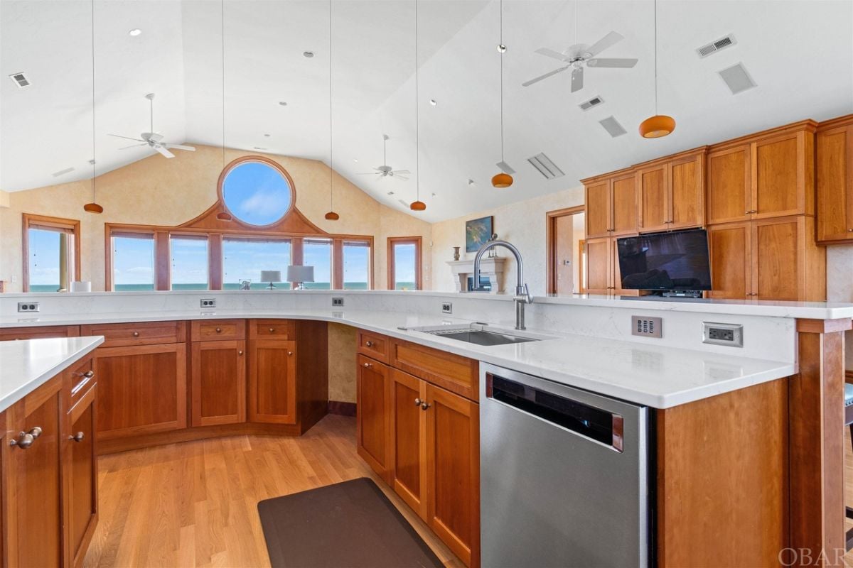 Kitchen area