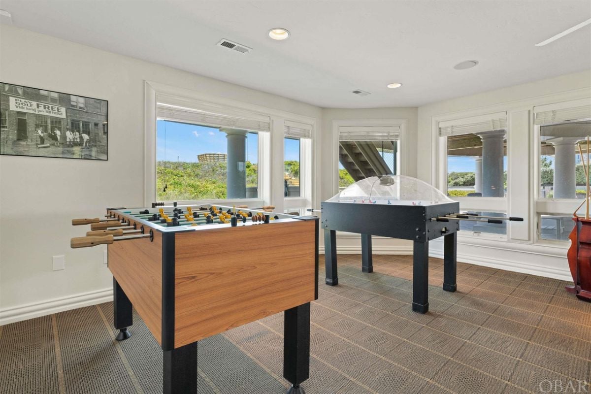 Entertainment room