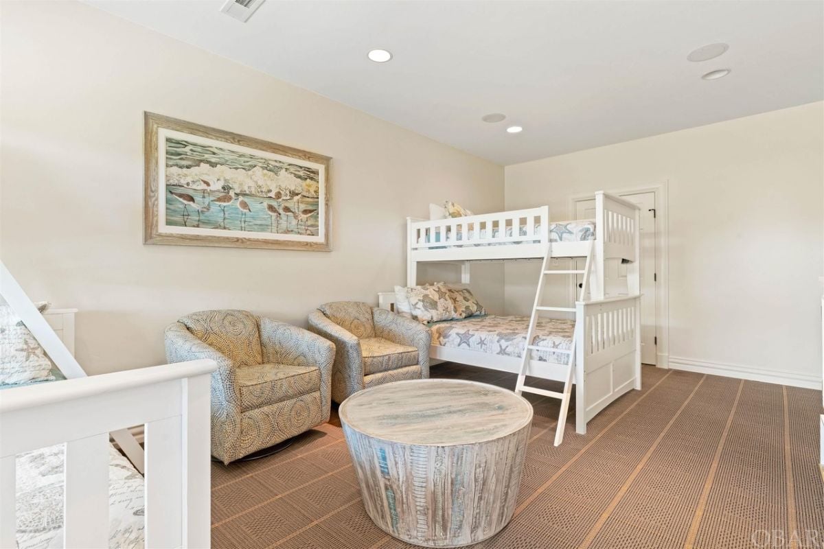 Children's bedroom