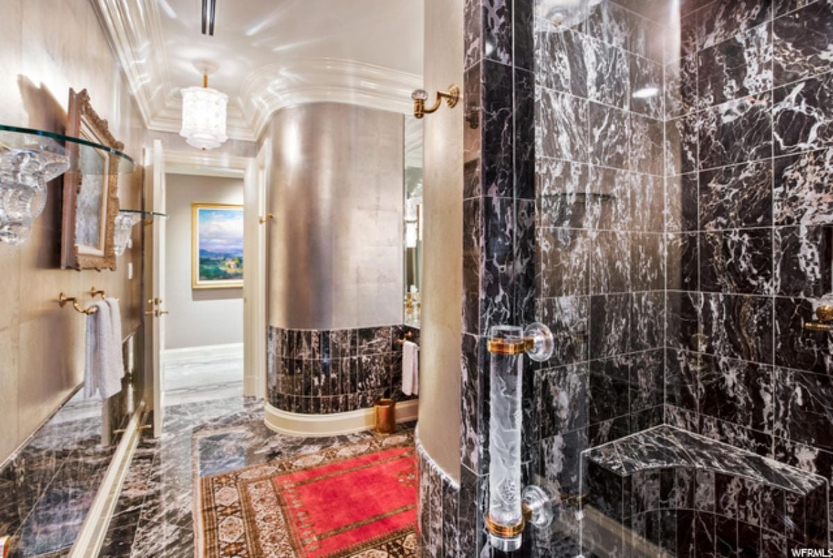 Shower area